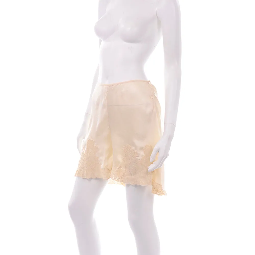 1930's Champagne Silk & Lace Vintage Tap Shorts