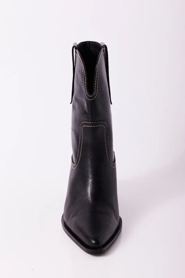 Pitchfork Pointed Toe Western Boots